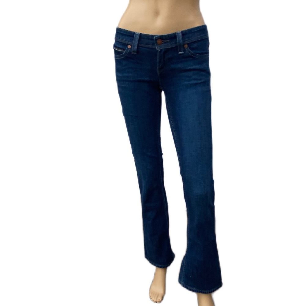 Levi’s Demi Curve size 1M Dark Wash
